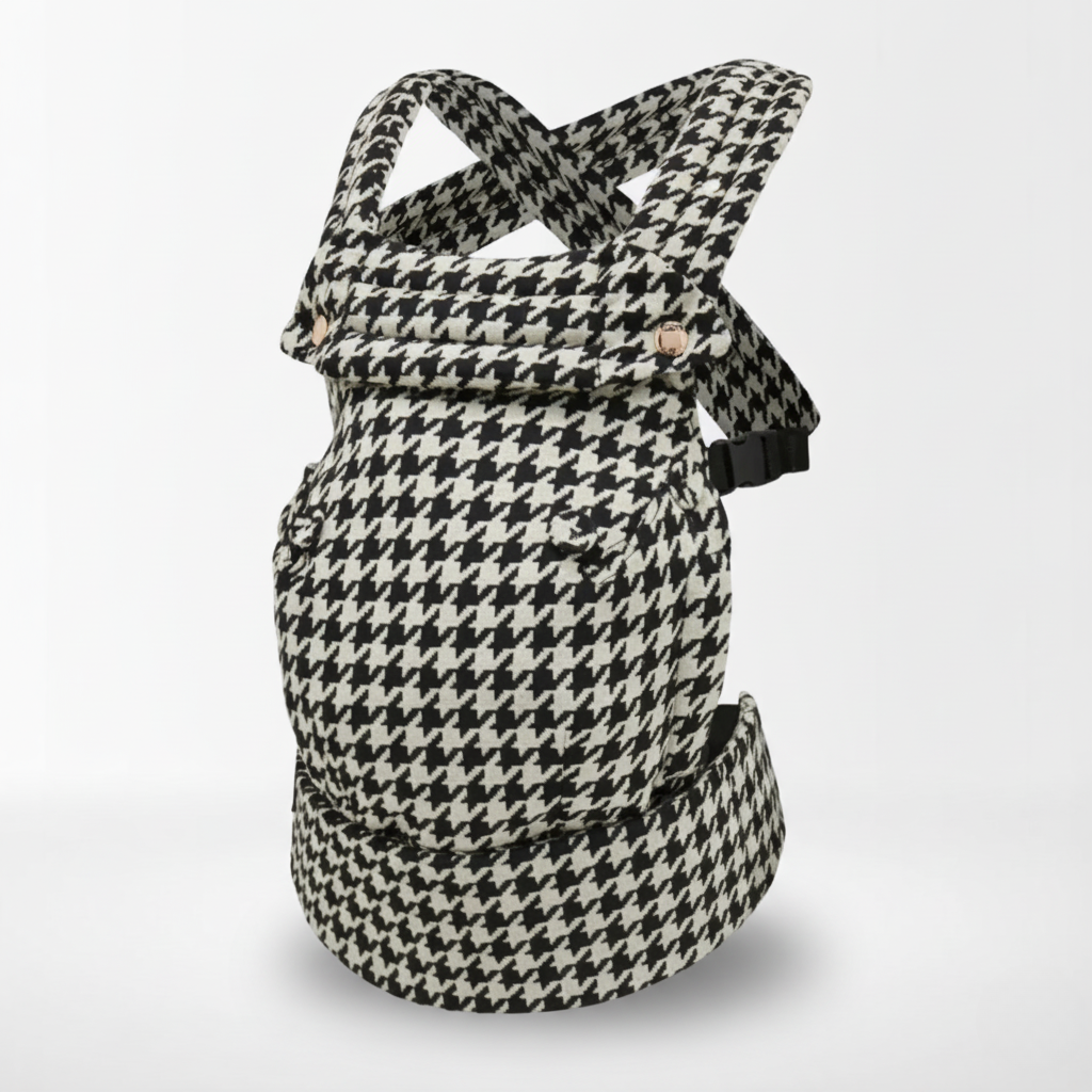 NAEVII Limitless Baby Carrier in black and white Houndstooth, front view of the carrier#Color_Houndstooth