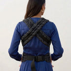 Crossable shoulder straps and waist buckle seen from behind, NAEVII Soft Baby Carrier in black Onyx Houndstooth#Color_Onyx Houndstooth