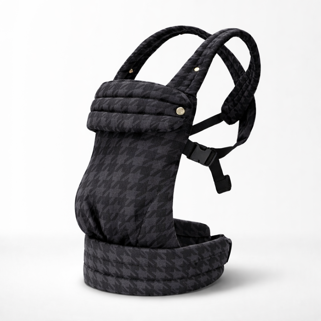 NAEVII Soft Baby Carrier in black Onyx Houndstooth, product view#Color_Onyx Houndstooth